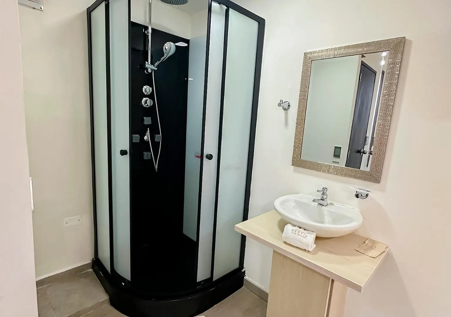 Orbe Hotel Medellin 4*,  Colombia