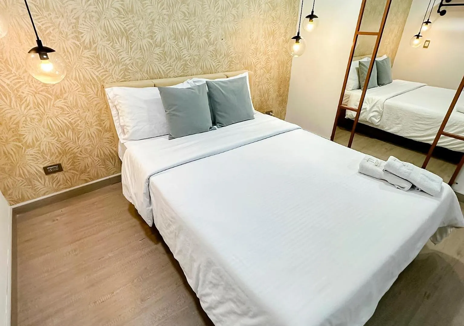 Orbe Hotel Medellin 4*,